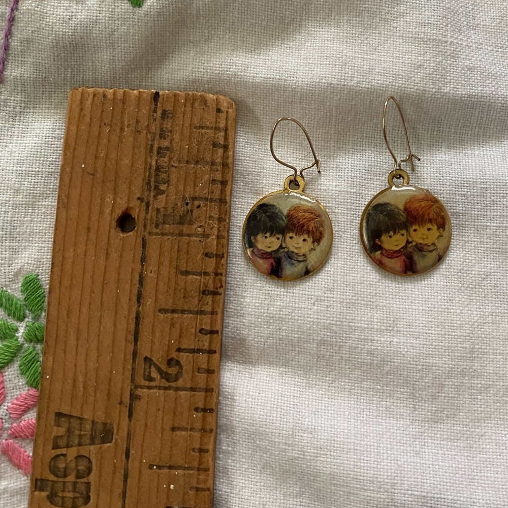 Dainty Dangling Earrings from ‘71